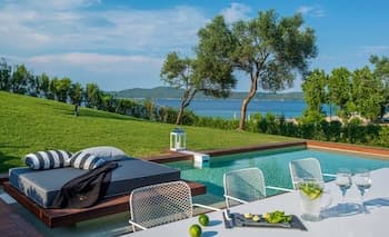 Avaton Luxury Beach Resort - Relais & Chateaux