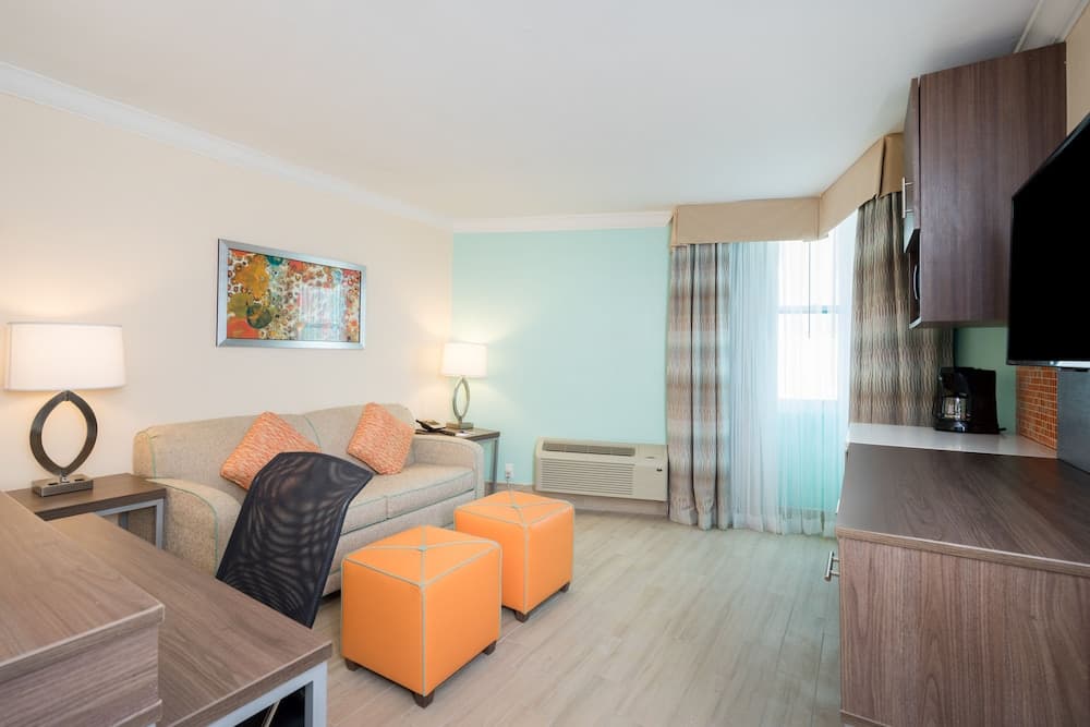 Holiday Inn Express & Suites Nassau by IHG