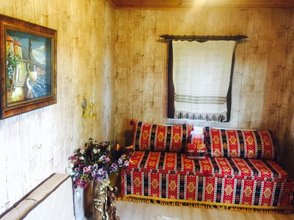 Emirbey Atli Turizm ve Dogal Yasam Koyu