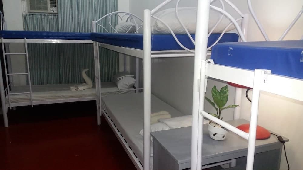 Airport Travelodge Manila - Hostel