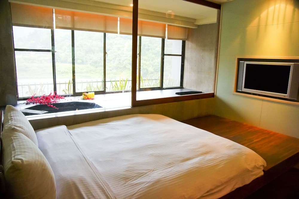 Hwayang Boutique Hot Spring Resort