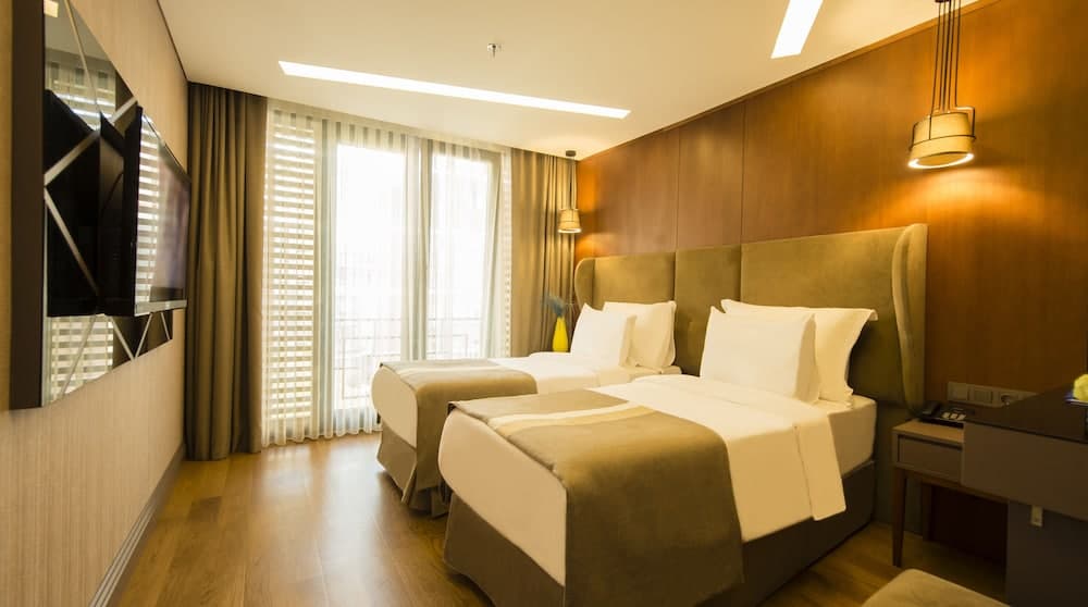 Blueway Hotel Historical