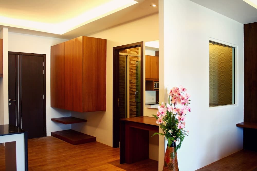 Phi Phi Cliff Beach Resort