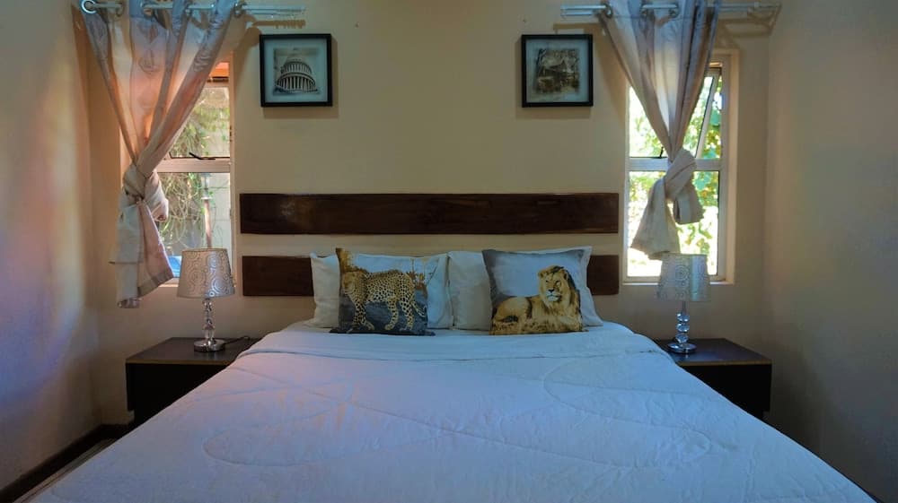 Tasha Lodge and Tours