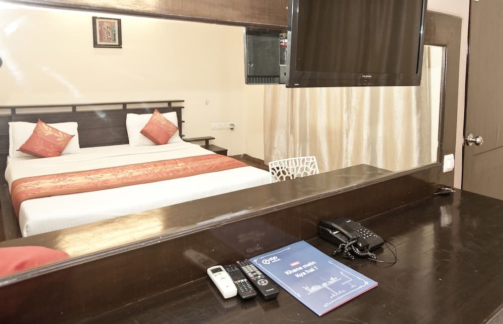OYO 429 Hotel Kisna Residency