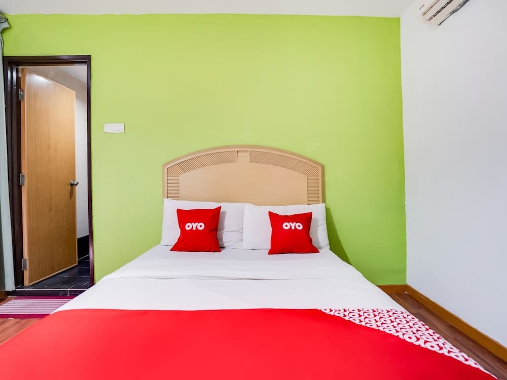 OYO 89652 Bjorn Boutique Hotel