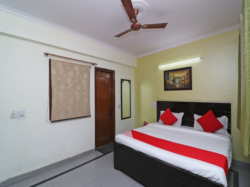 OYO 598 Hotel B K House