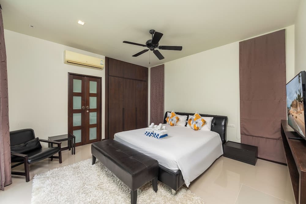 Saiyuan Estate by TropicLook