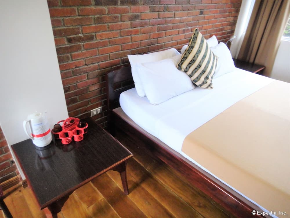 Marina de Bay Tourist Inn