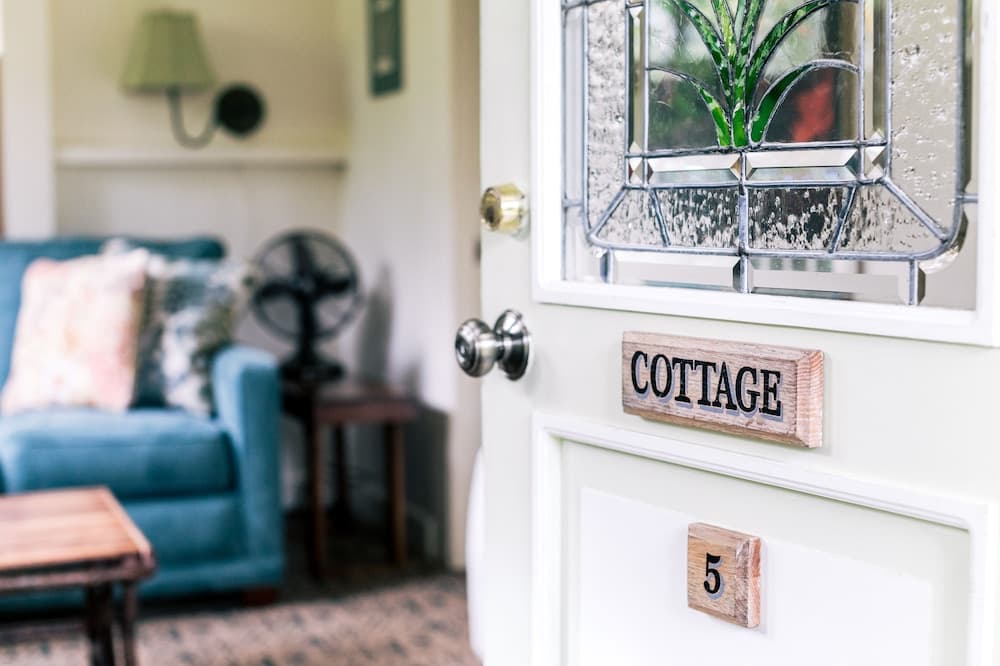 Kilauea Lodge and Restaurant