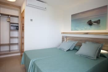 Playa Bella Beach Apartments