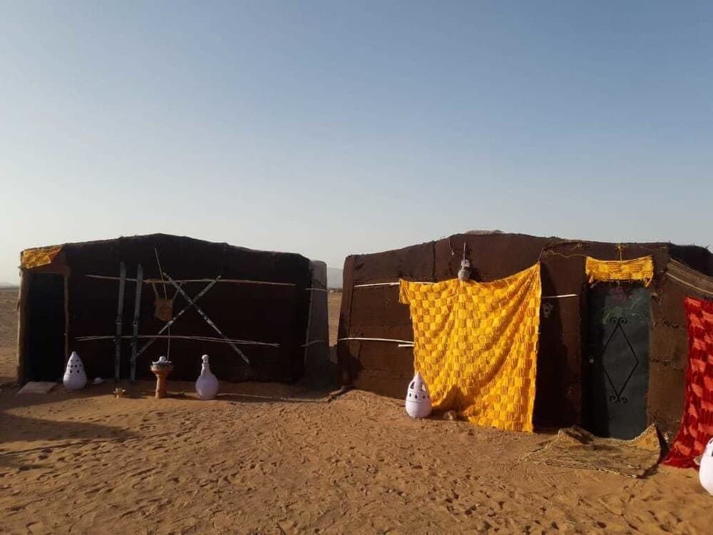 Bivouac Les Dunes De Tinfou