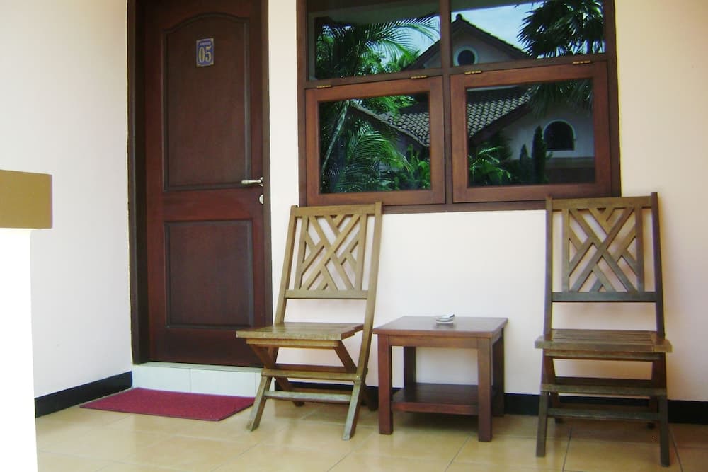 Atrium Resort & Hotel