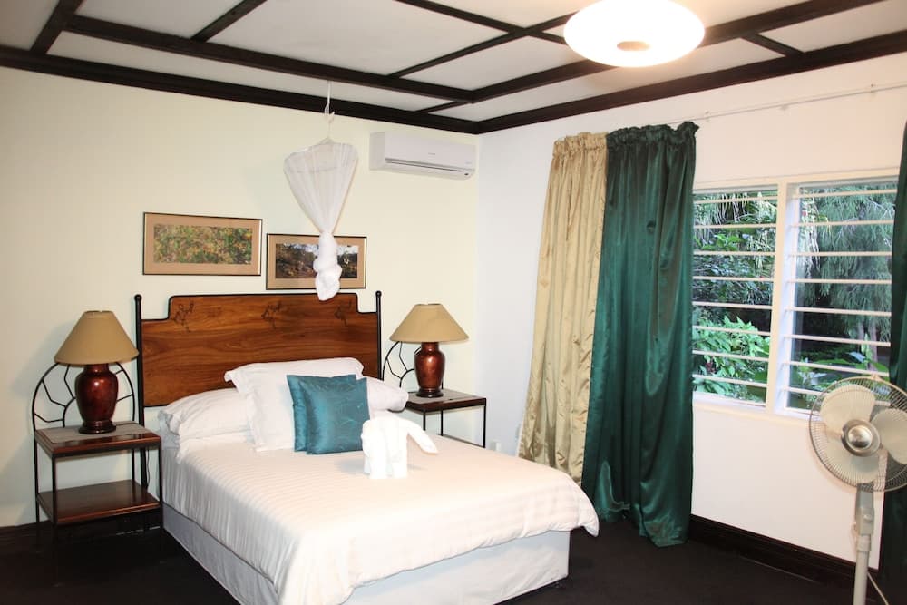 Africanza Lodge and Restaurant