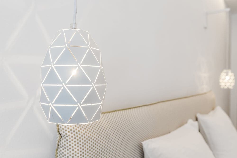 Super Paradise Hotel