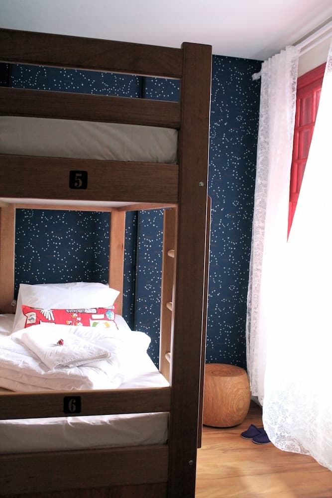 Hostel California Cafe Bar