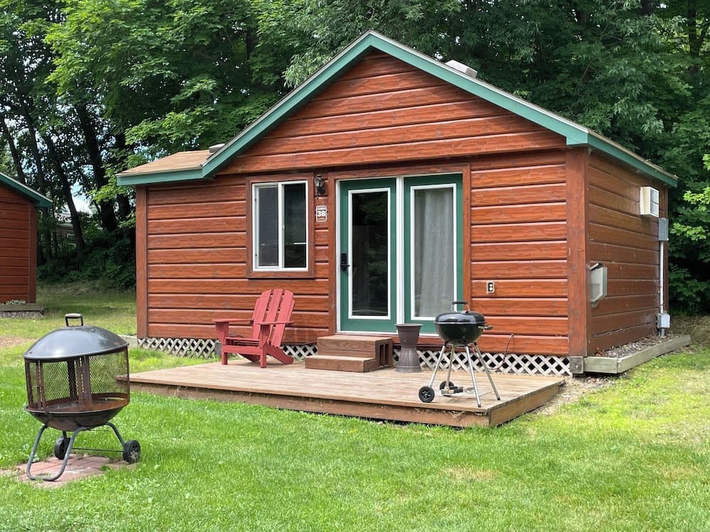 Appeldoorn's Sunset Bay Resort