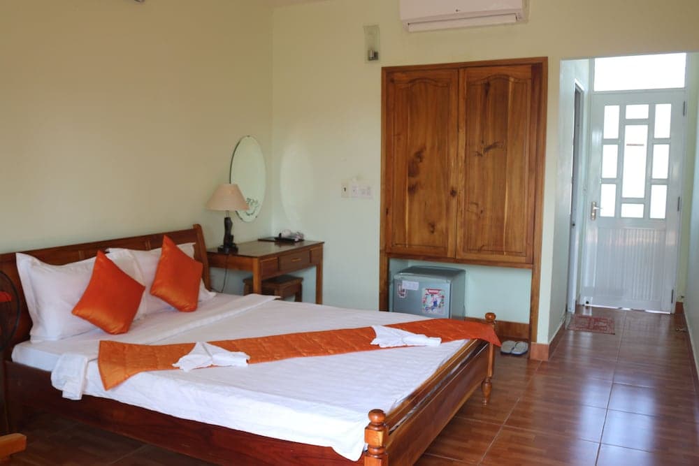 Sunrise Village Hotel