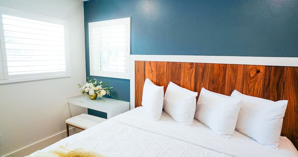 Ivory Sands Beach Suites