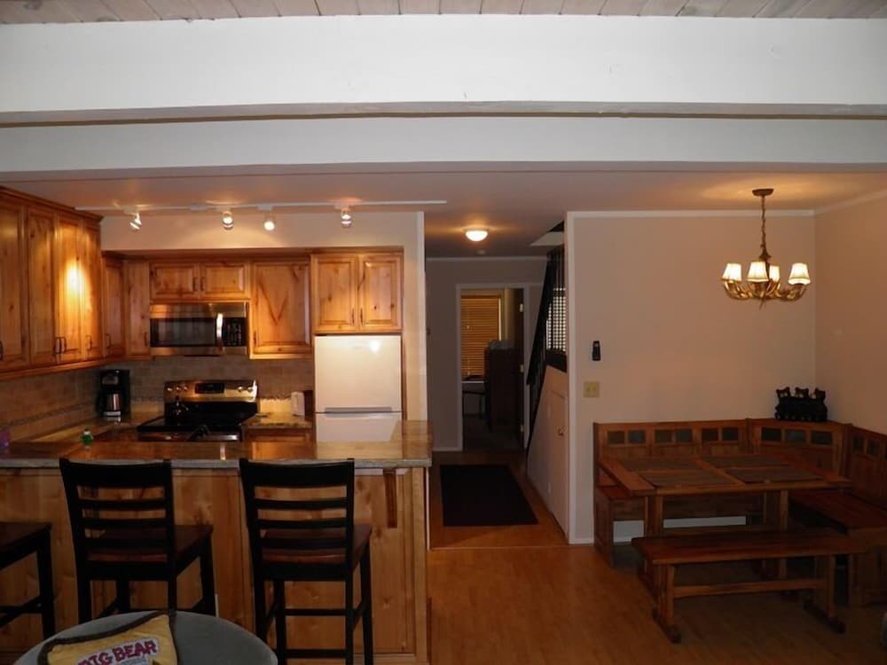 357 Ala-Wai Unit 209