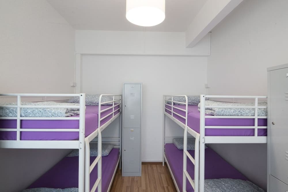 New Society Backpackers Hotel - Hostel