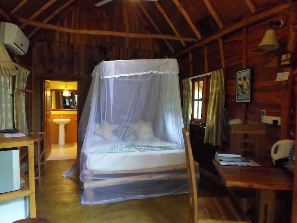 Kirinda Beach Resort