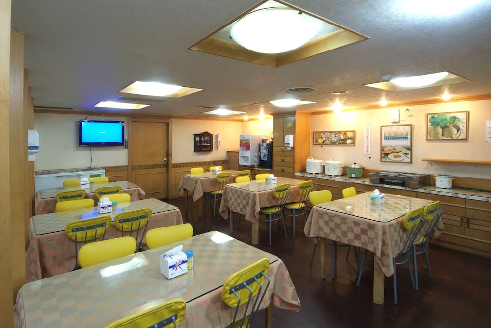 Laurel Business Hotel