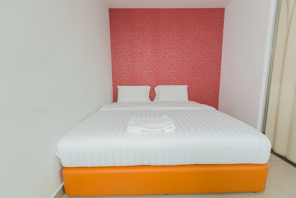 1 Hotel Mahkota Cheras