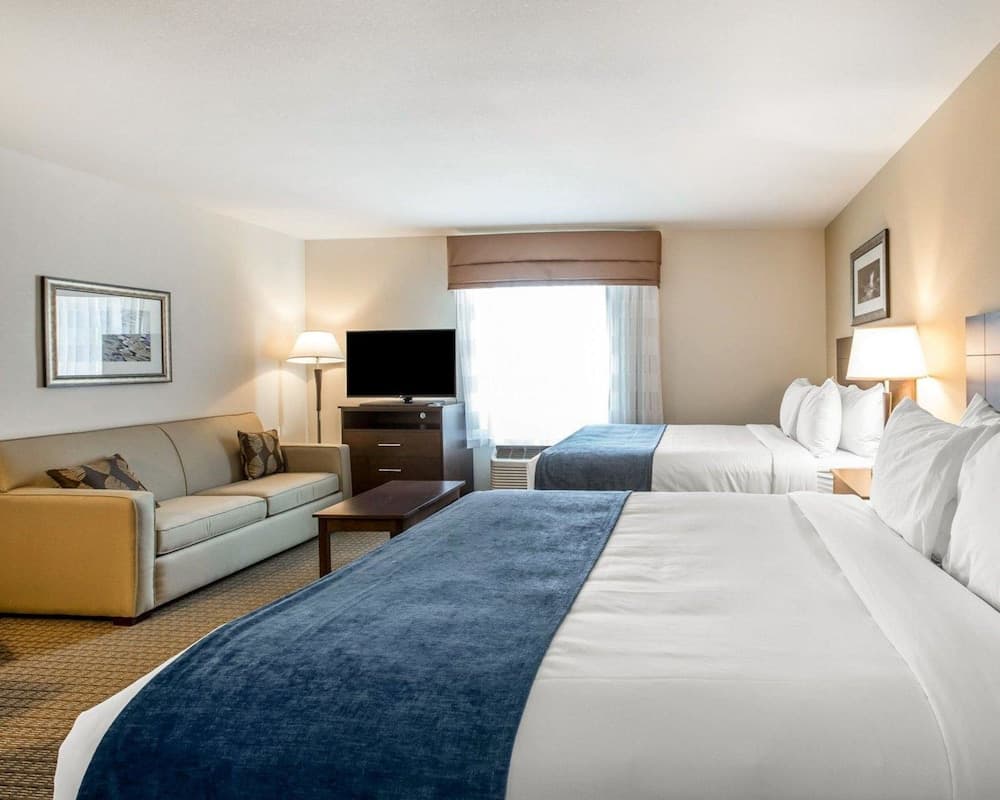 MainStay Suites Cartersville - Emerson Lake Point