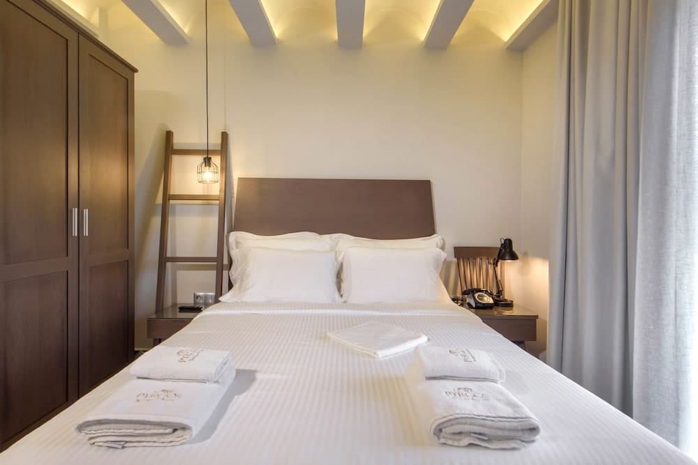 Hotel Pyrgos Boutique & Suites