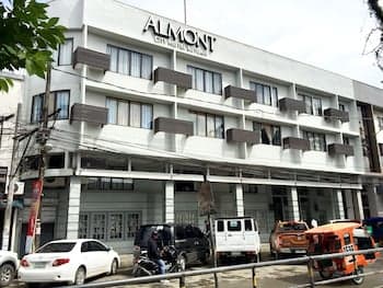 Almont City Hotel