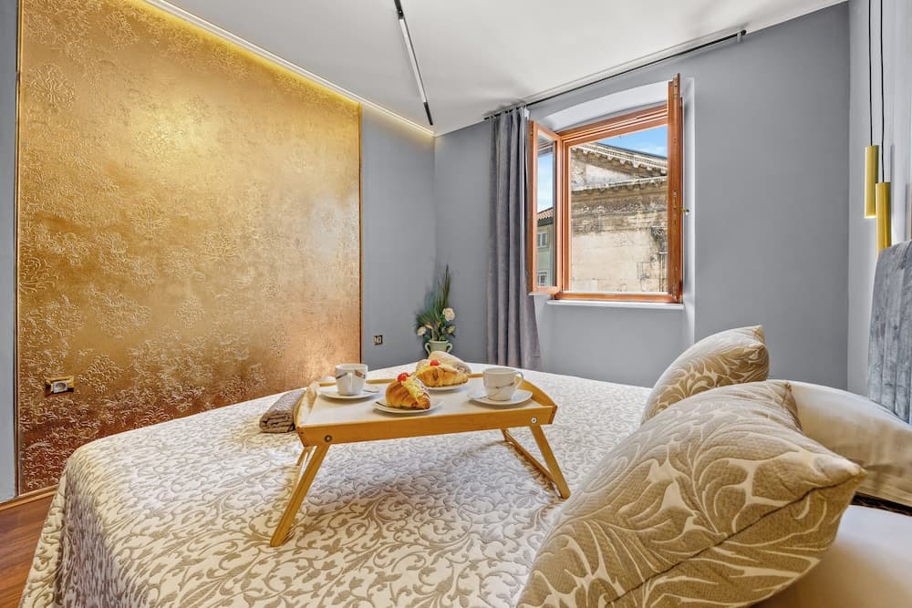 Diana City Hall View