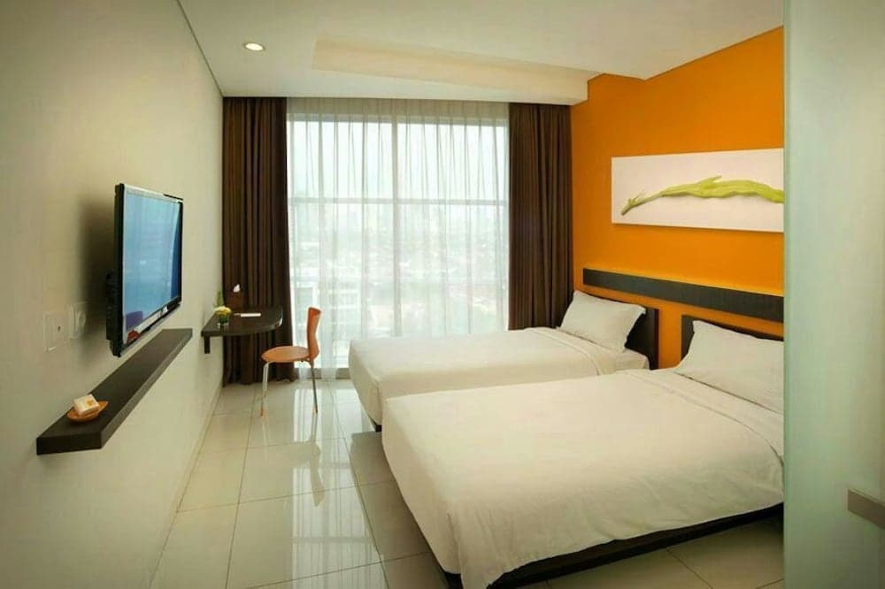 V Hotel Tebet, Jakarta - CHSE Certified