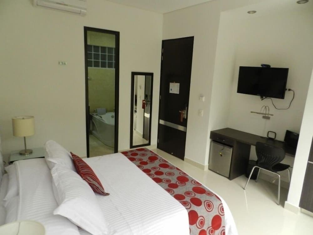 Hotel Bolivariana Plaza