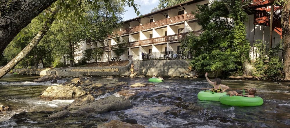 Helendorf River Inn, Suites & Conference Center