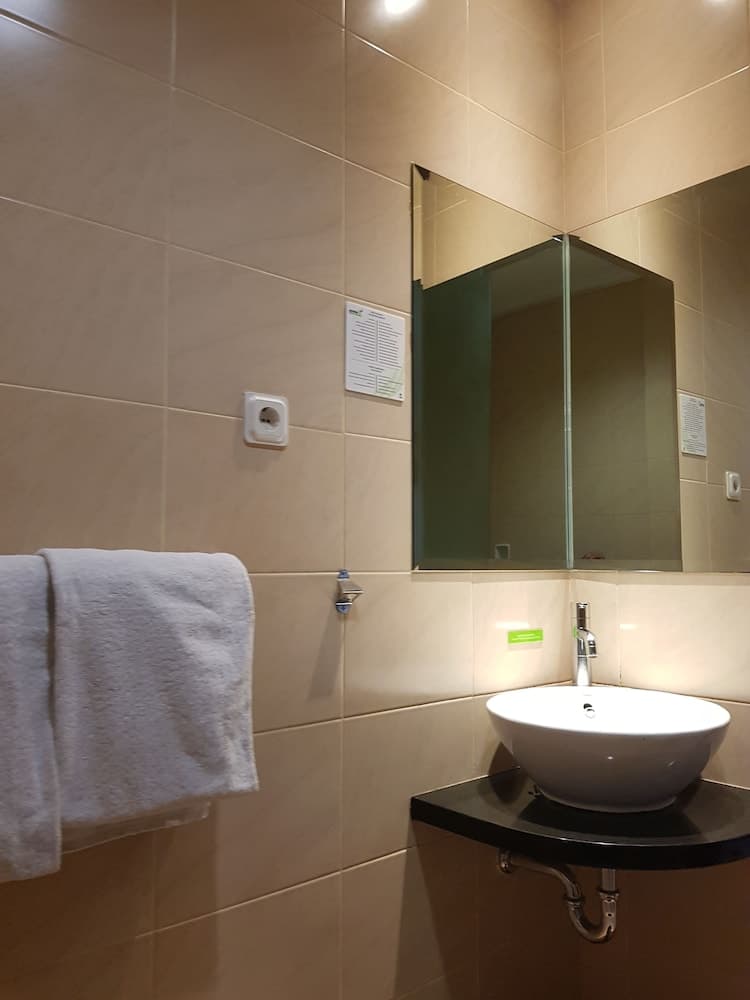 PrimeBiz Hotel Karawang