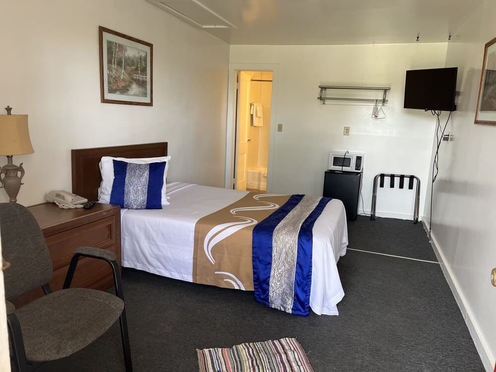 Sudbury Court Motel and RV Park