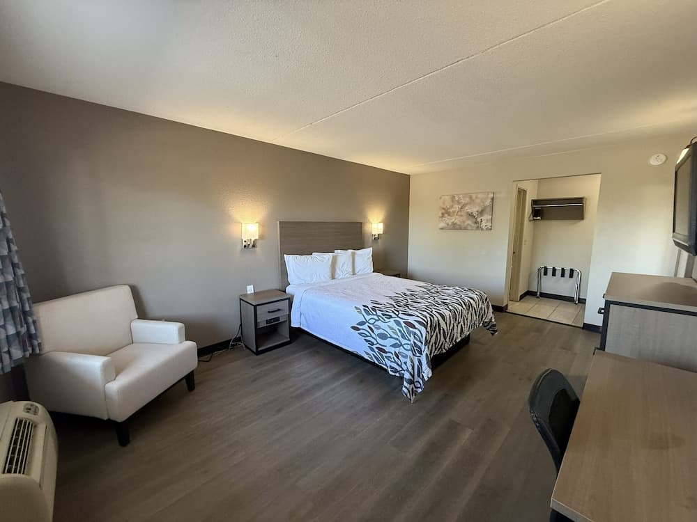 Red Roof Inn Tucson – Vail