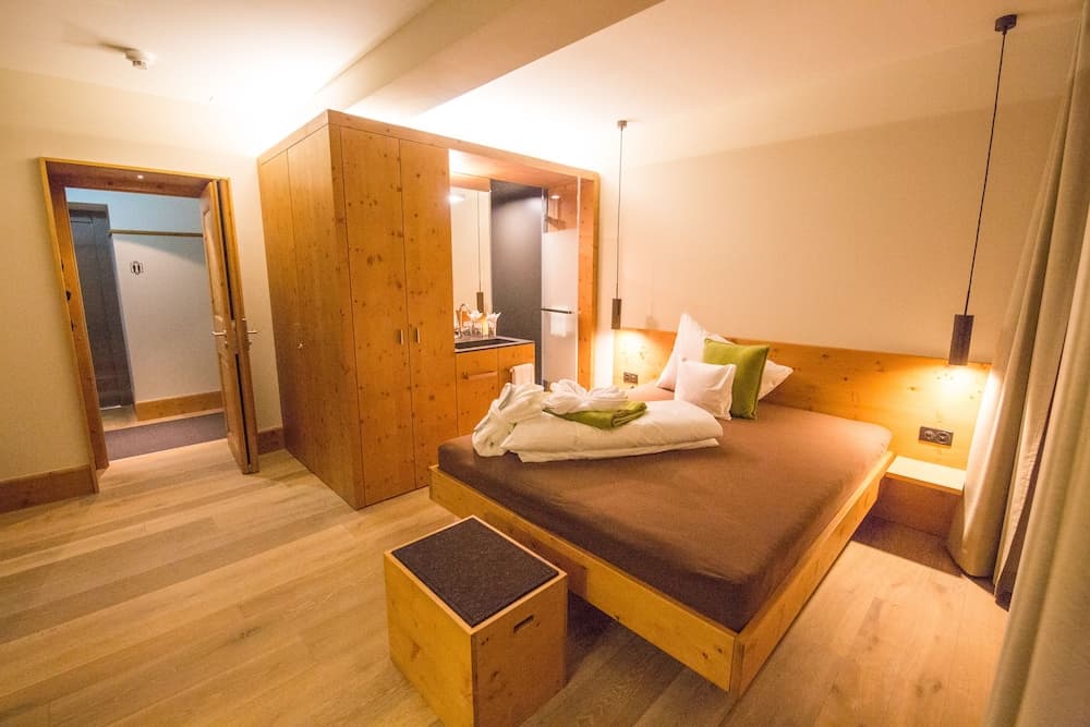 The Alpina Mountain Resort