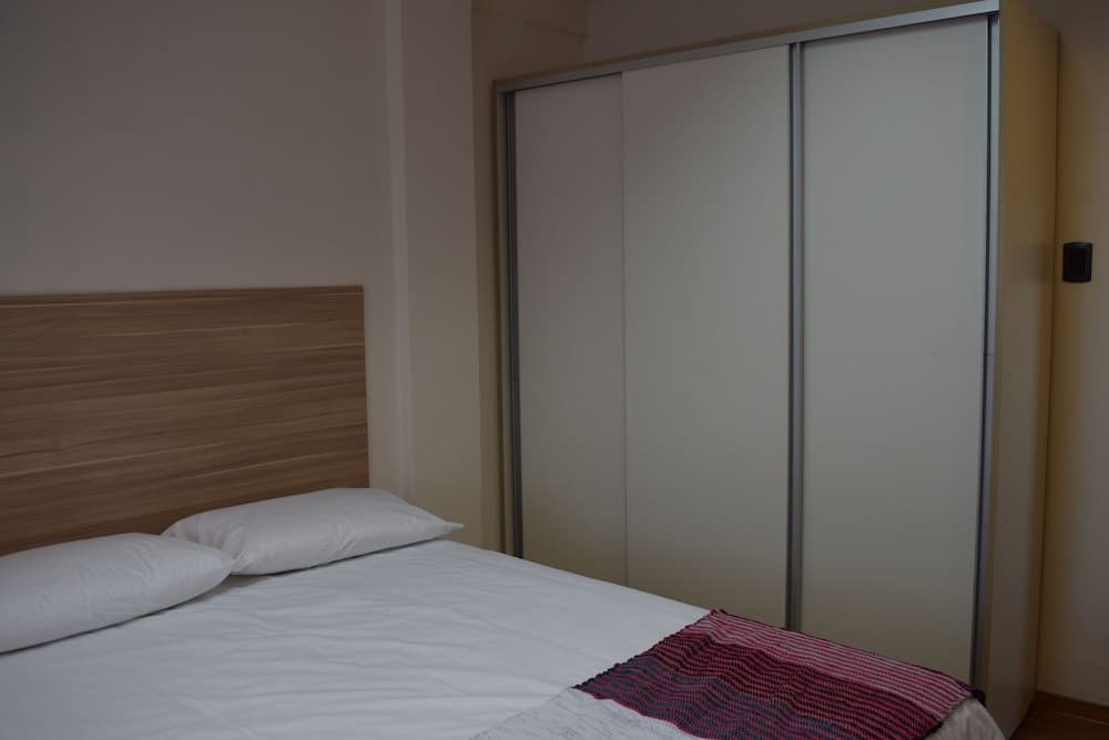 Acosta Ñu Apart Hotel