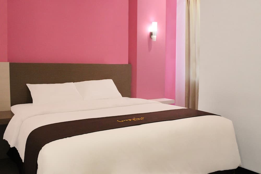 Luxpoint Hotel Surabaya