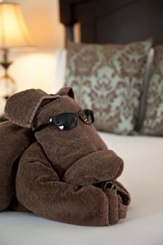 The Guest House Inn on Courthouse Square