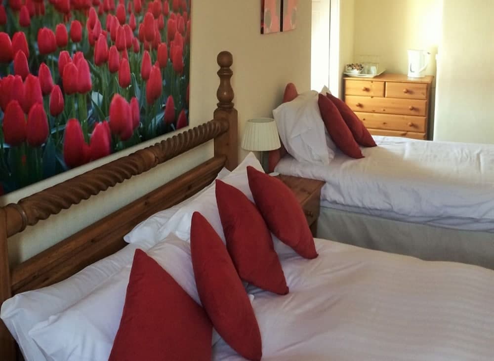 The Avenue Restaurant at The Victoria Inn