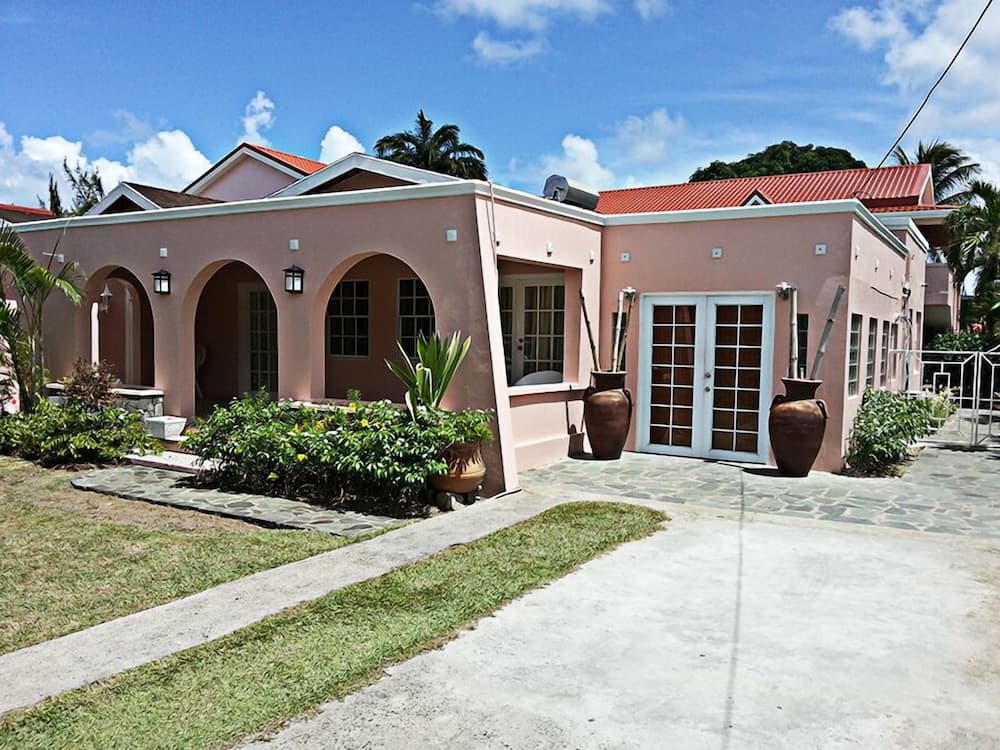 Beachcross Villa Apartments