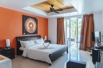 Calypso Beach & Dive Resort