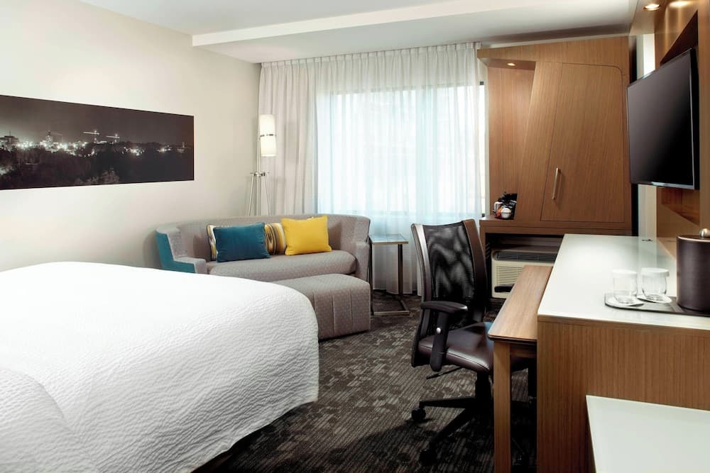 Courtyard Akron Downtown