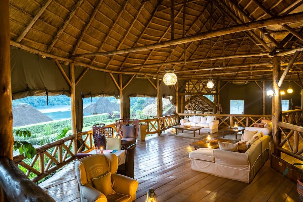 Crater Safari Lodge