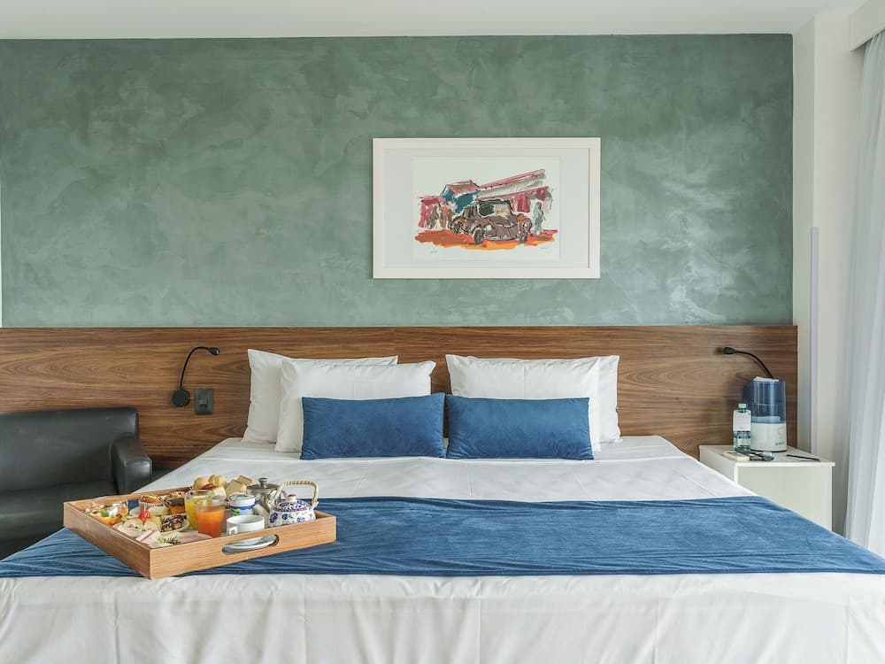 Hplus Vision Executive