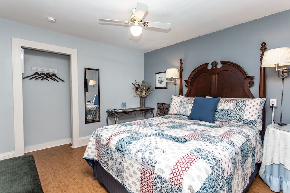 Ambiance by the Falls B&B