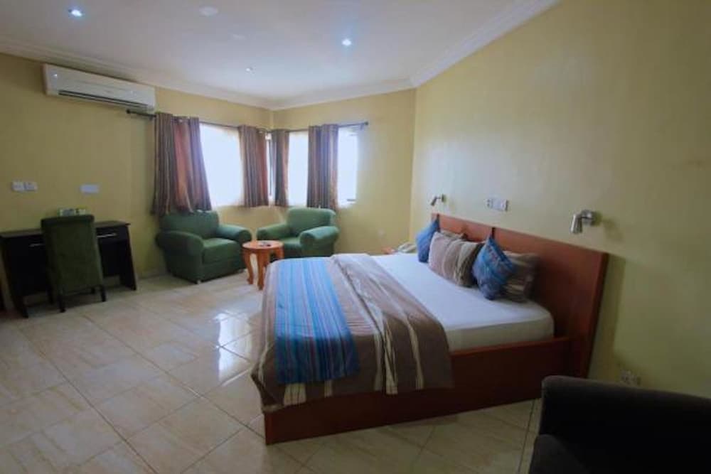 Divine Fountain Victoria Island